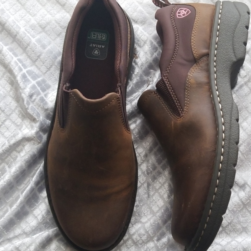 Ariat